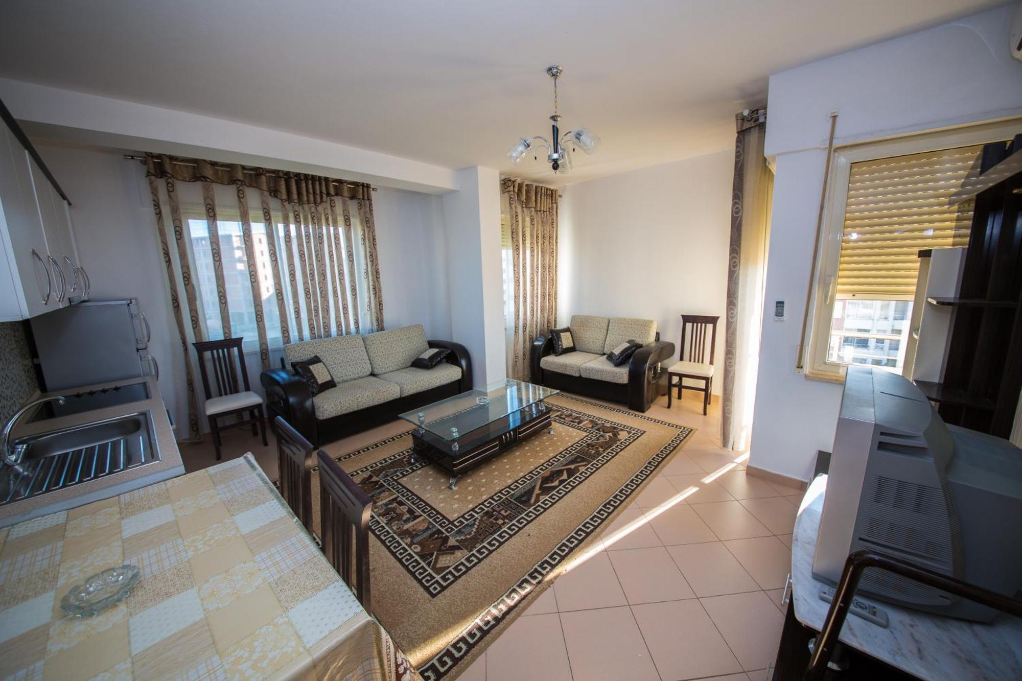 גולם Apartments Qerret מראה חיצוני תמונה