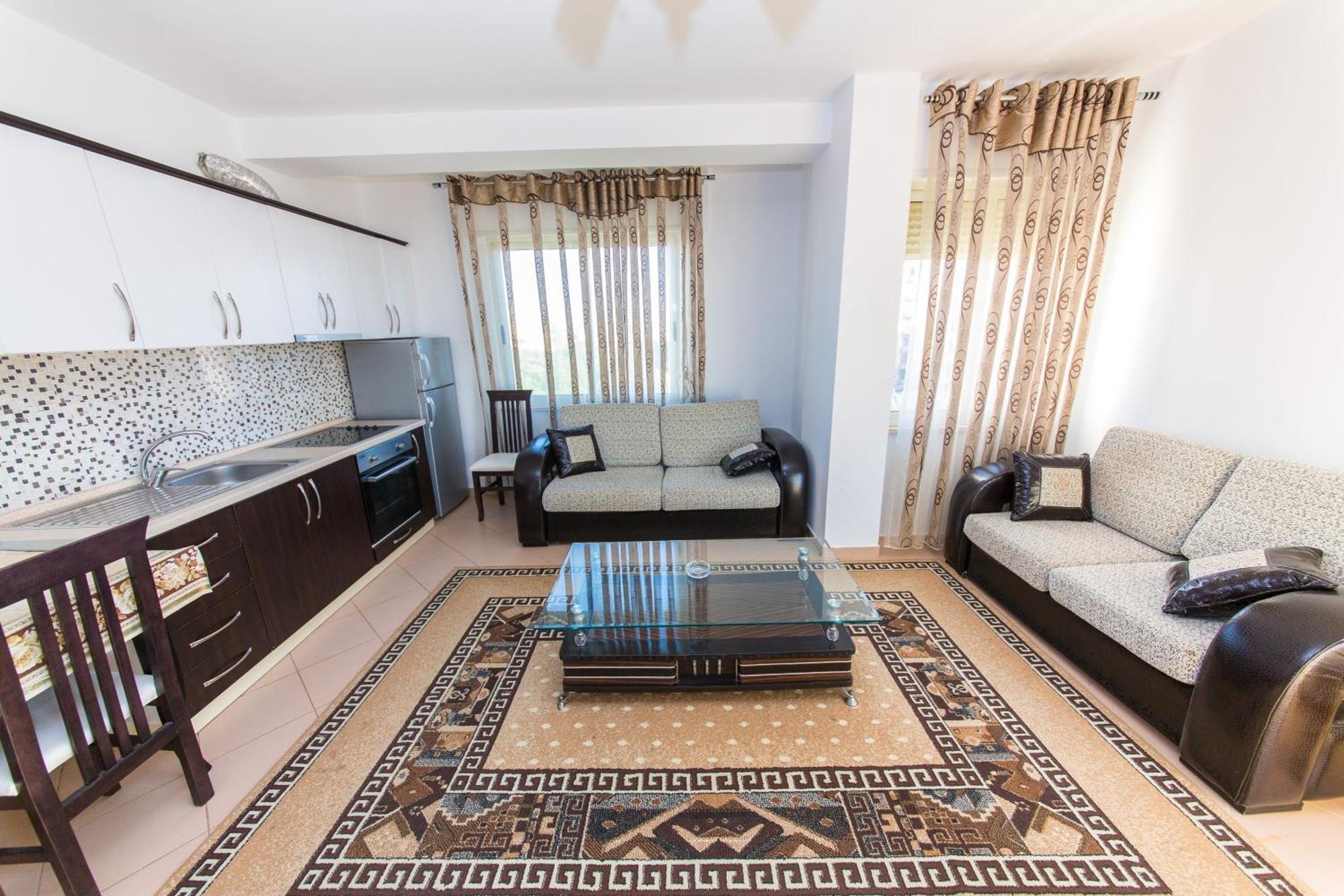 גולם Apartments Qerret מראה חיצוני תמונה