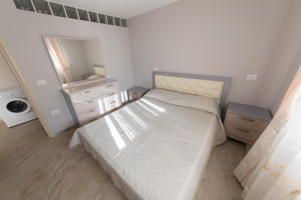 גולם Apartments Qerret מראה חיצוני תמונה