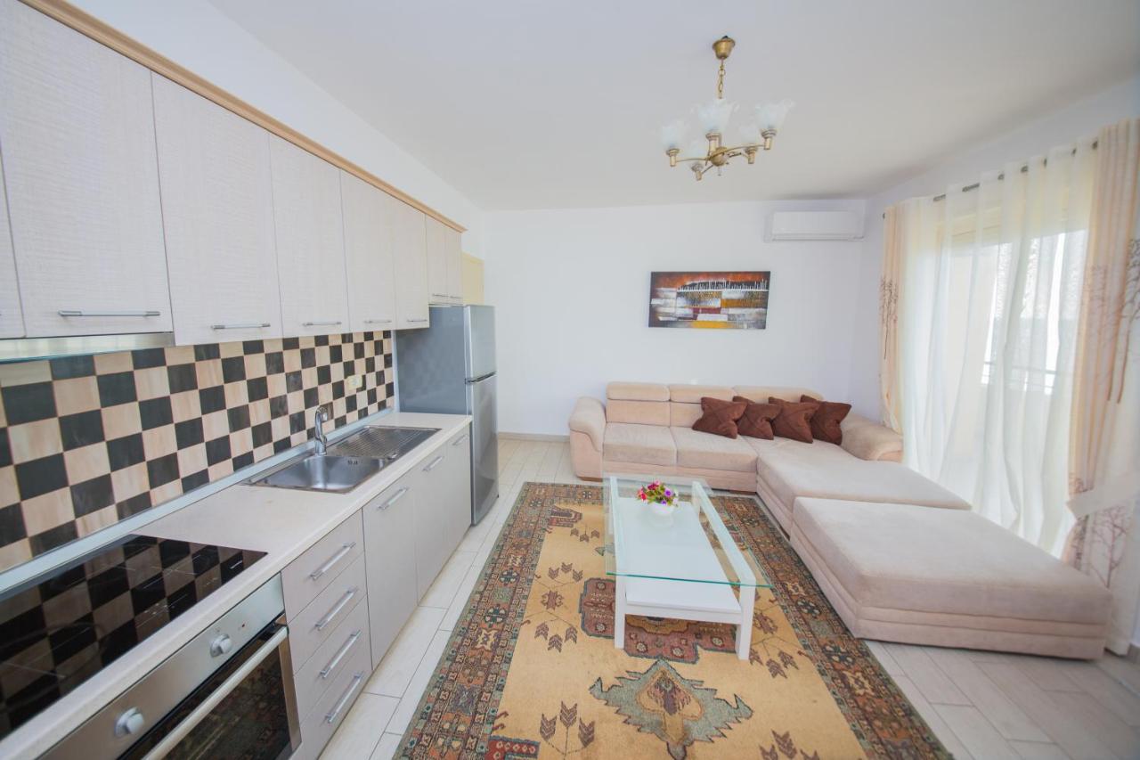 גולם Apartments Qerret מראה חיצוני תמונה