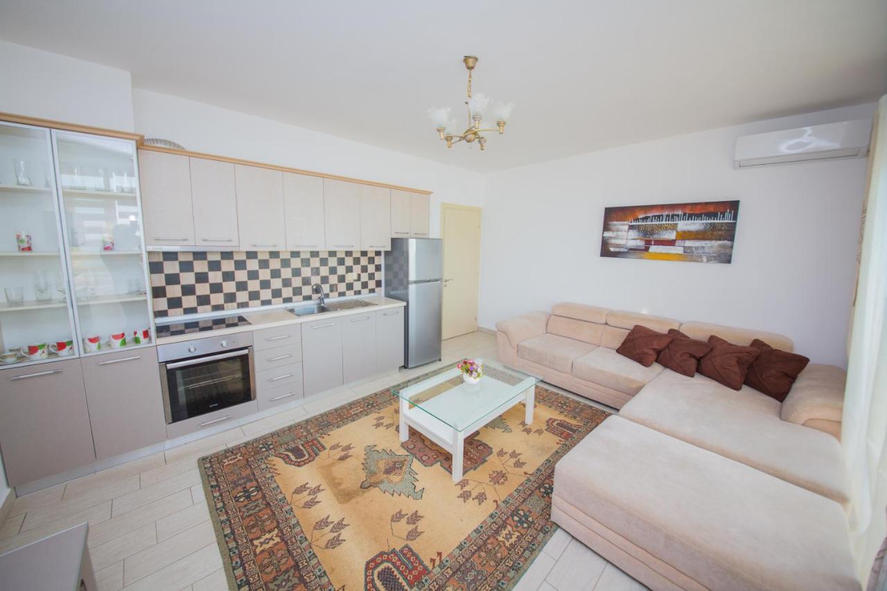 גולם Apartments Qerret מראה חיצוני תמונה