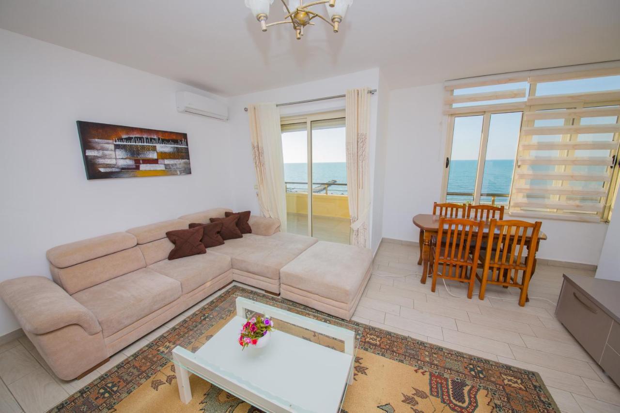 גולם Apartments Qerret מראה חיצוני תמונה