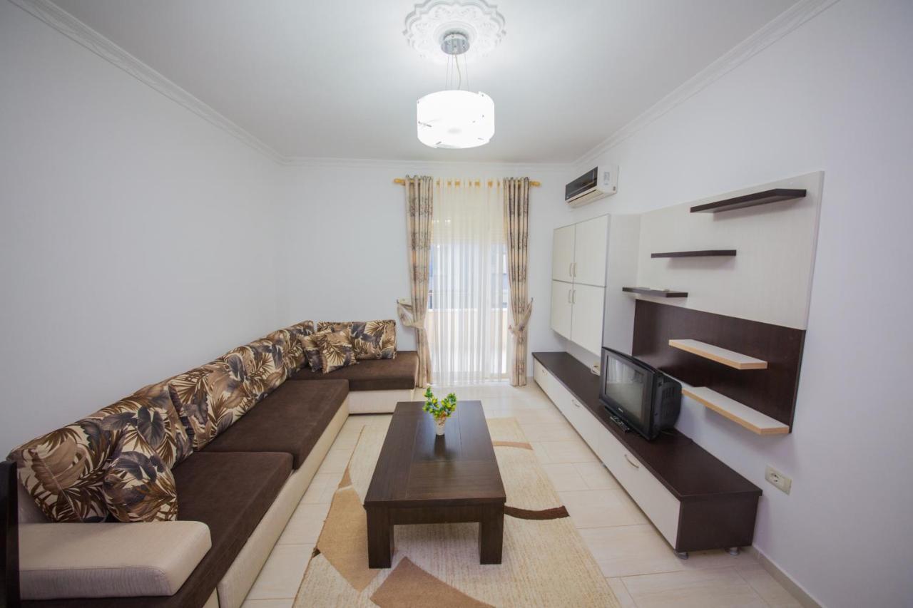 גולם Apartments Qerret מראה חיצוני תמונה
